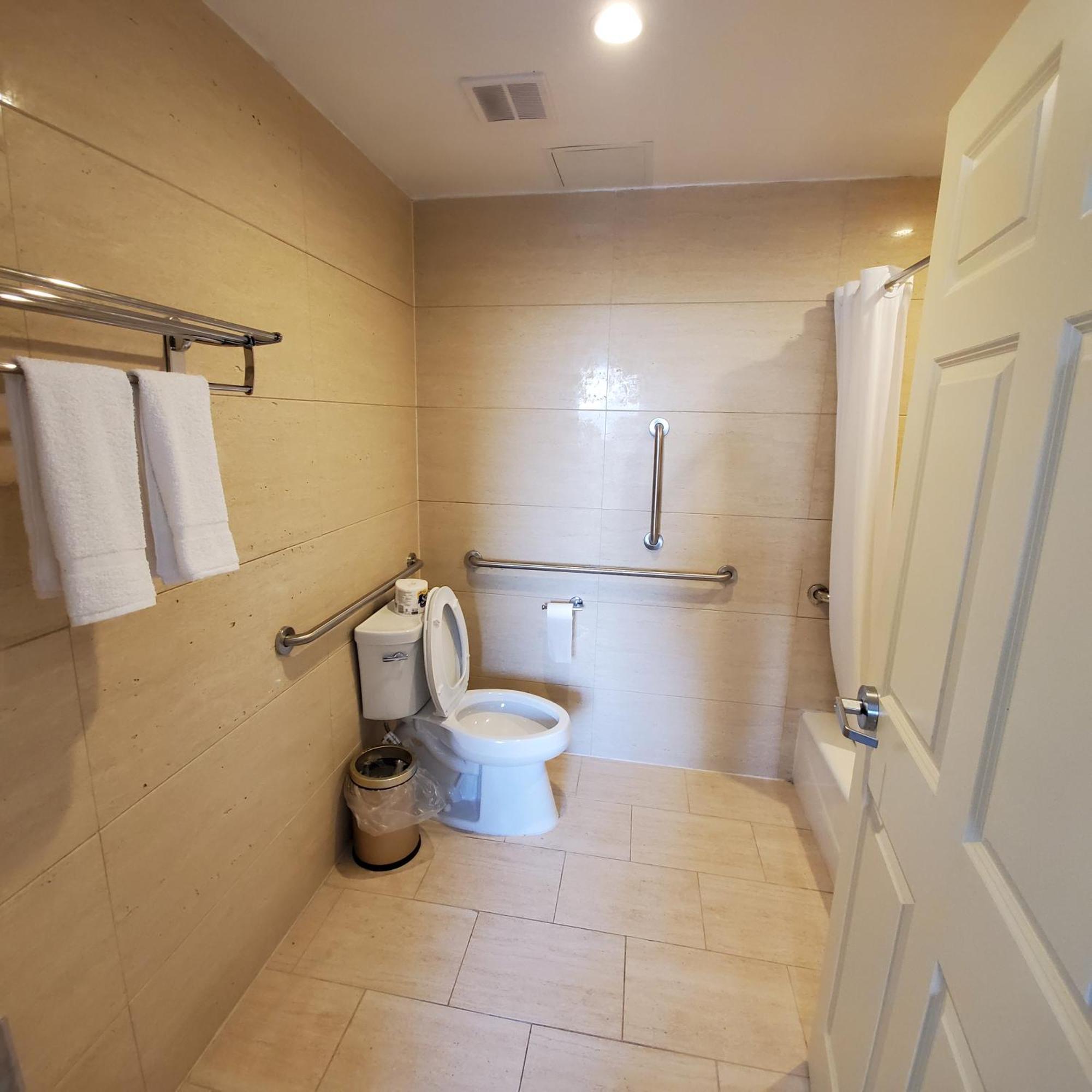 Mayfair Inn And Suites New York Bagian luar foto