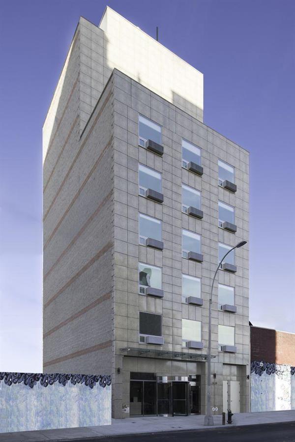 Mayfair Inn And Suites New York Bagian luar foto